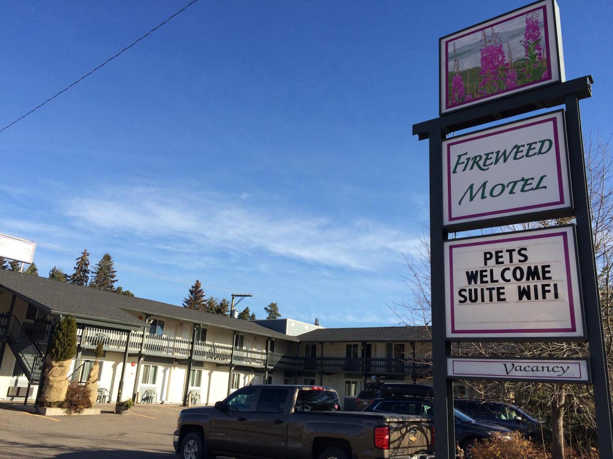 Fireweed Motel Smithers Exteriér fotografie